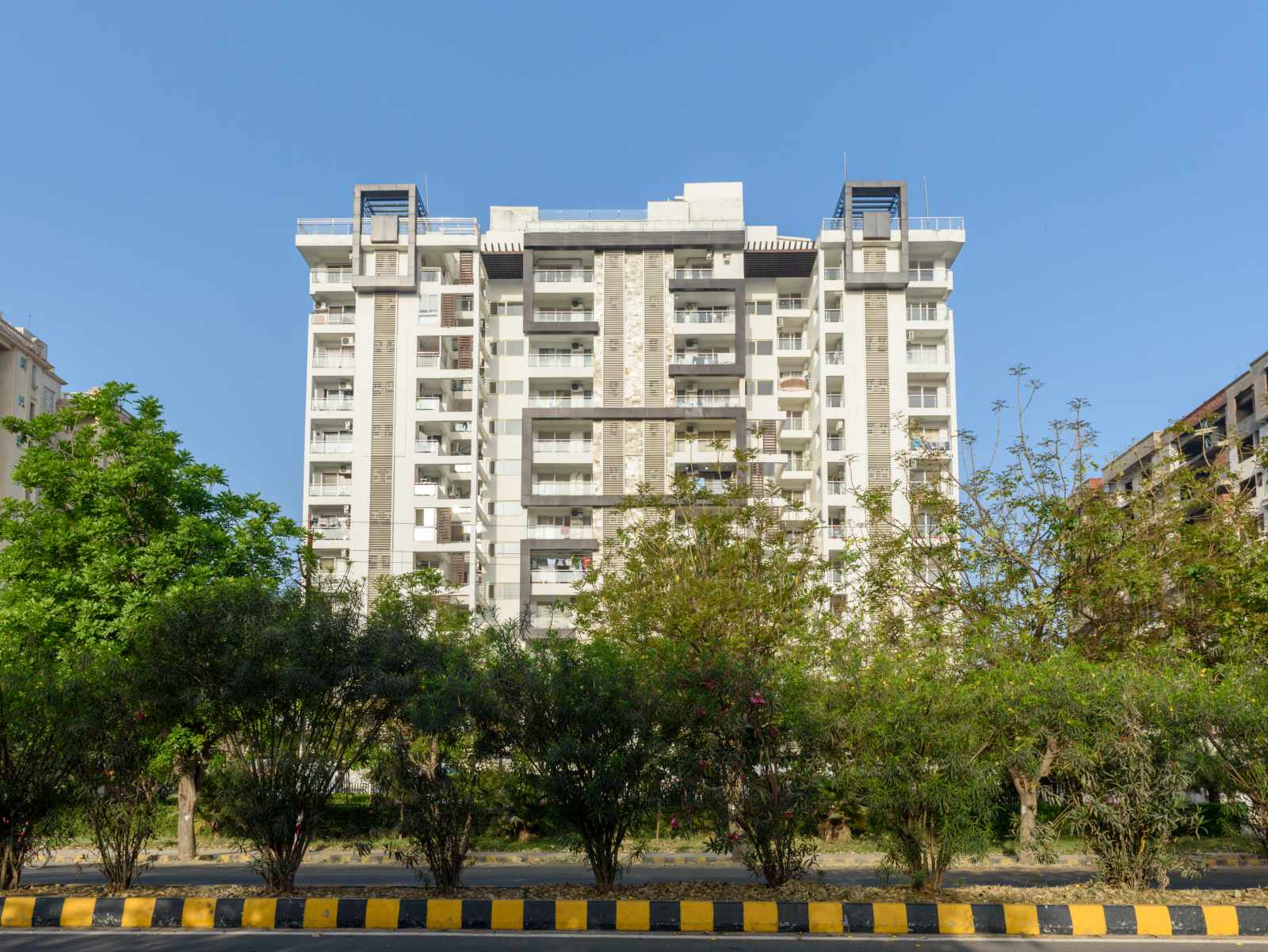 luxury apartments in lucknow